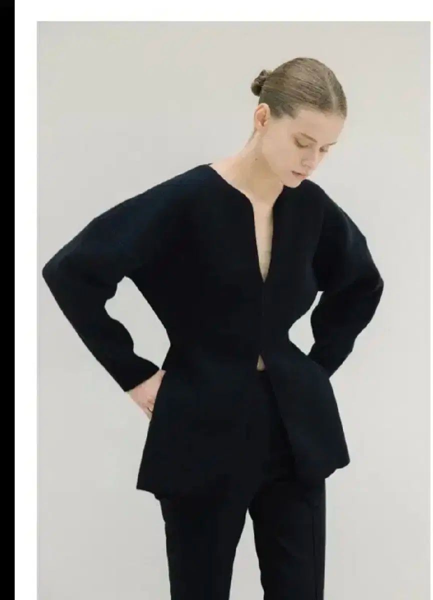 ムン スア MOON SUA 麻製作カーディガン ブラック suamar