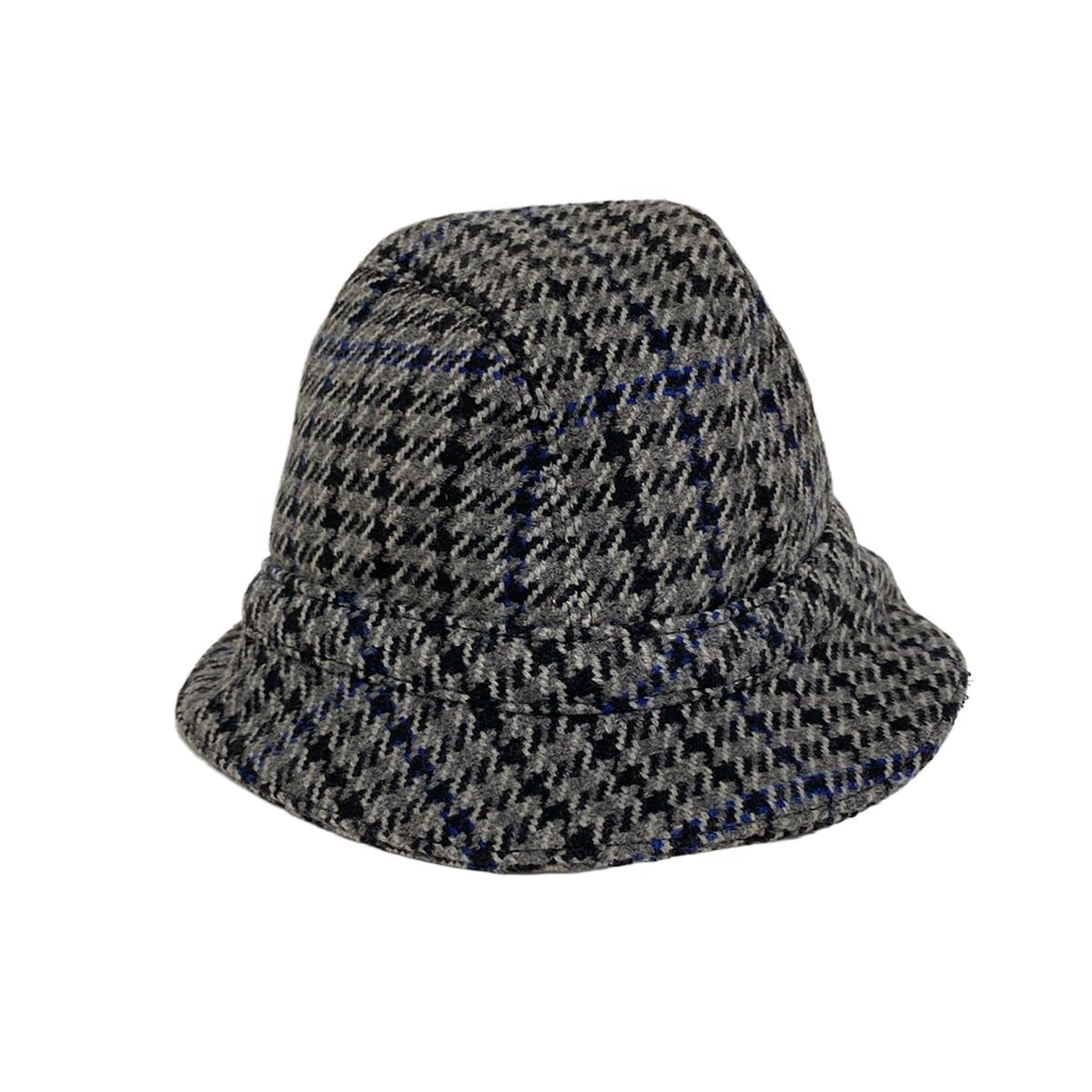 - グレー×黒×ブルー