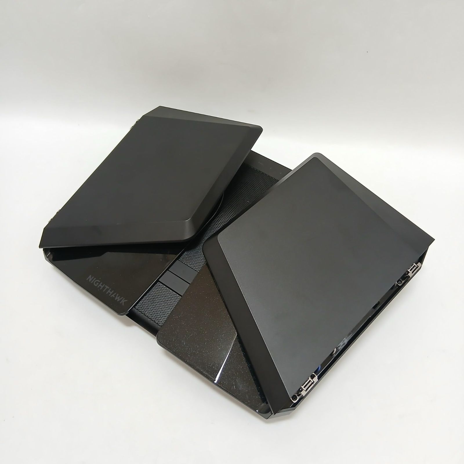 No.3969 NETGEAR ネットギア WiFi ルーター 無線LAN WiFi6 AX11000 ipv6対応 DS-Lite v6プラス トライバンド マルチギガポート搭載 高速ルーター RAX200