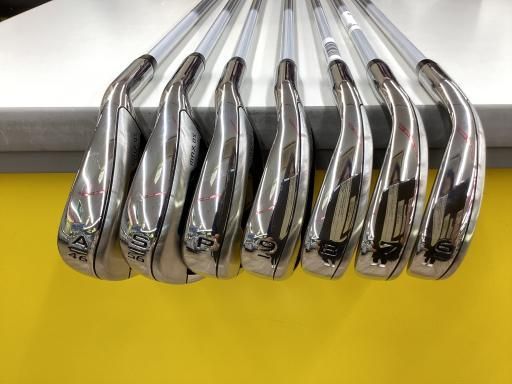 キャロウェイ ROGUE ST MAX OS 7S アイアンセット IR 純正特注シャフト フレックスその他 メンズ 男性用 右利き 右用 Bランク ゴルフクラブ