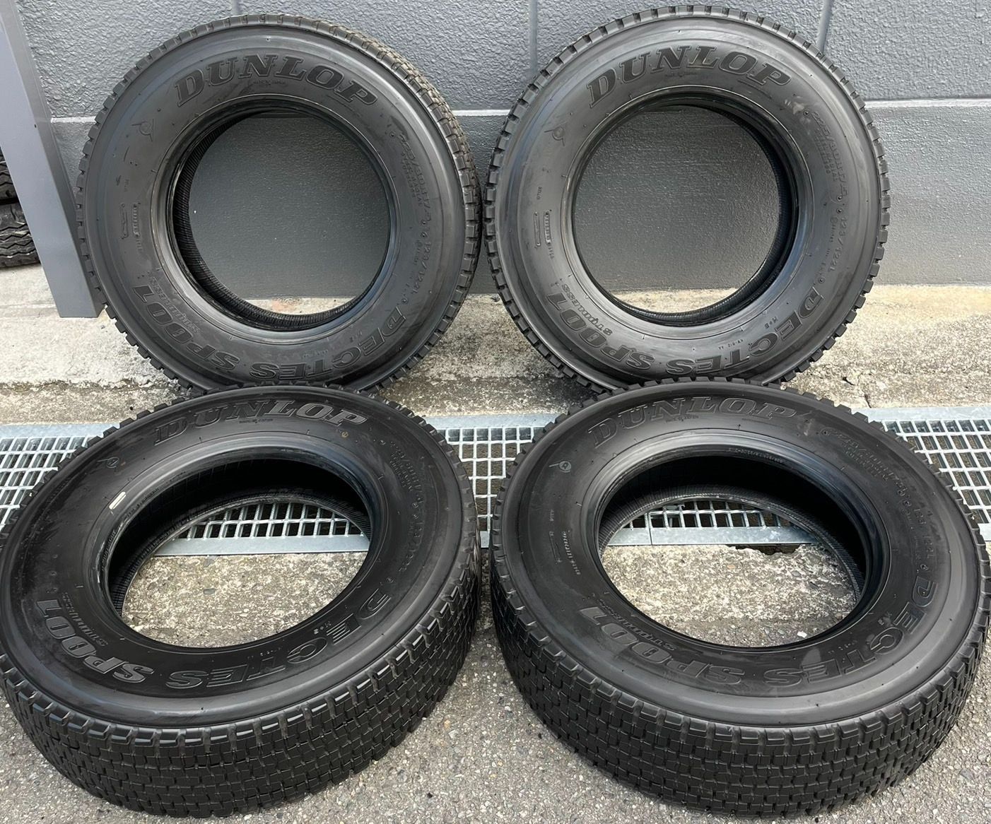 2025年製 ダンロップ DUNLOP DECTES SP001 スタッドレス 225|80R17.5 123|122L 4本 送料無料 h_598