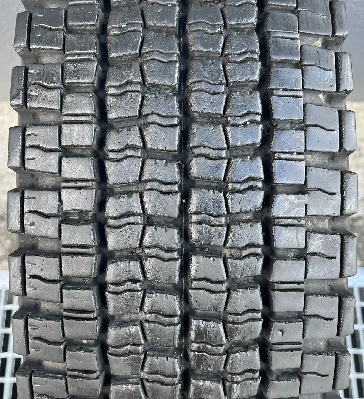 2020年製 ダンロップ DUNLOP DECTES SP001 スタッドレス 225|80R17.5 123|122L 6本 送料無料 h_600