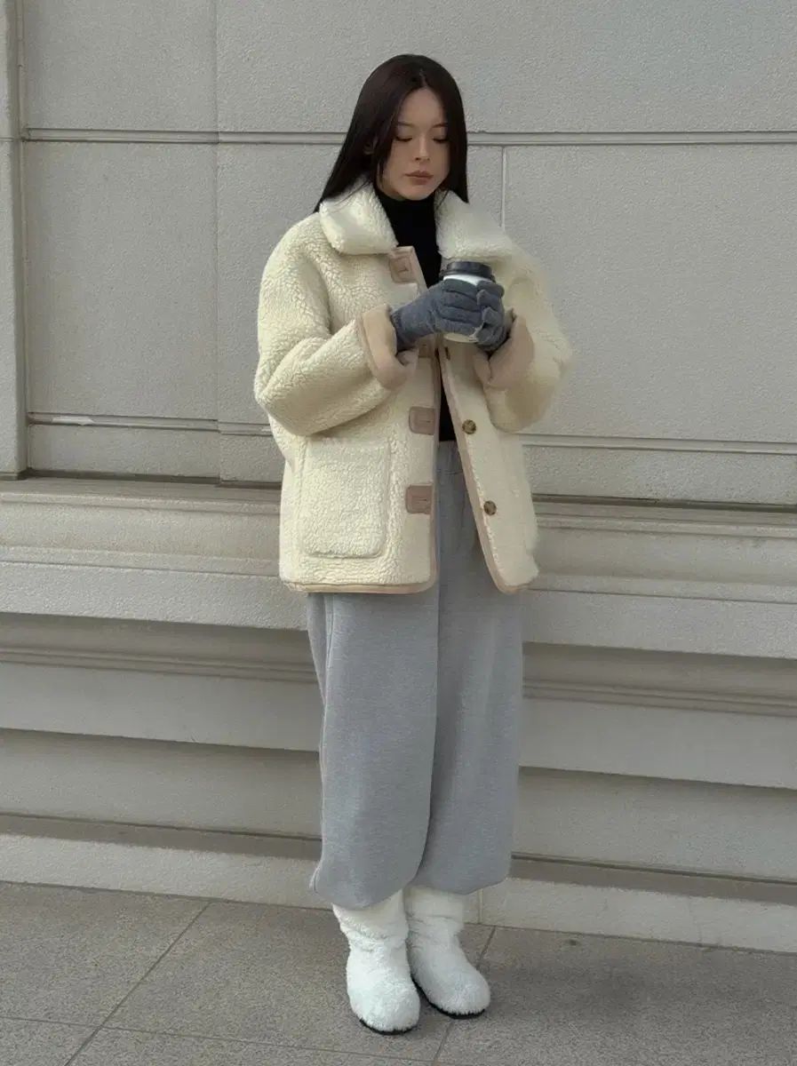 TILL I DIE ムートン ベージュ