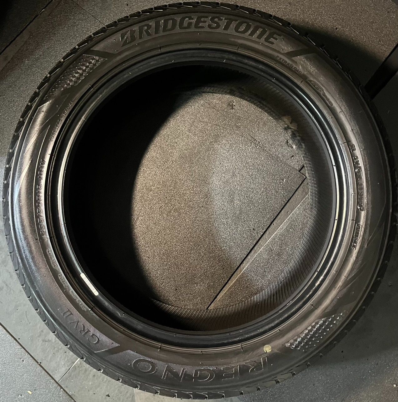 BRIDGESTONE レグノ