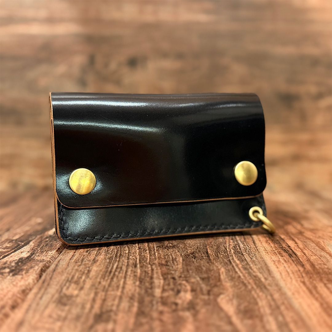 ROCADO社 シェルコードバン｜クラシックブラック｜ショートトラッカーウォレット２層構造