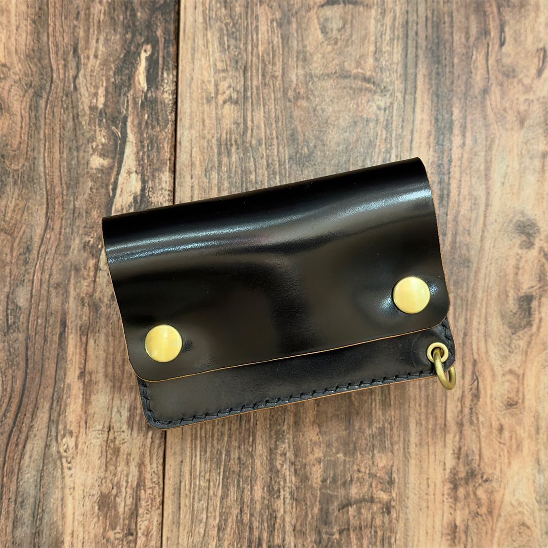 ROCADO社 シェルコードバン｜クラシックブラック｜ショートトラッカーウォレット２層構造