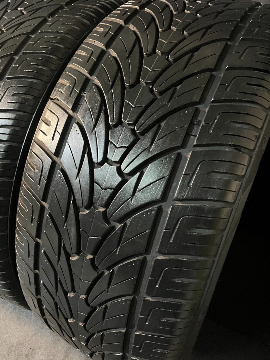 2025年製 約8.5〜9分山 LIONHART LH-TEN 295|35R24 110V XL M S 4本 送料無料 h_612