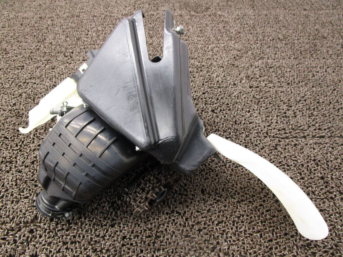 確認 CRF150R2 エアクリーナーボックス □A7303！KE03 ホンダ 【 KE03E