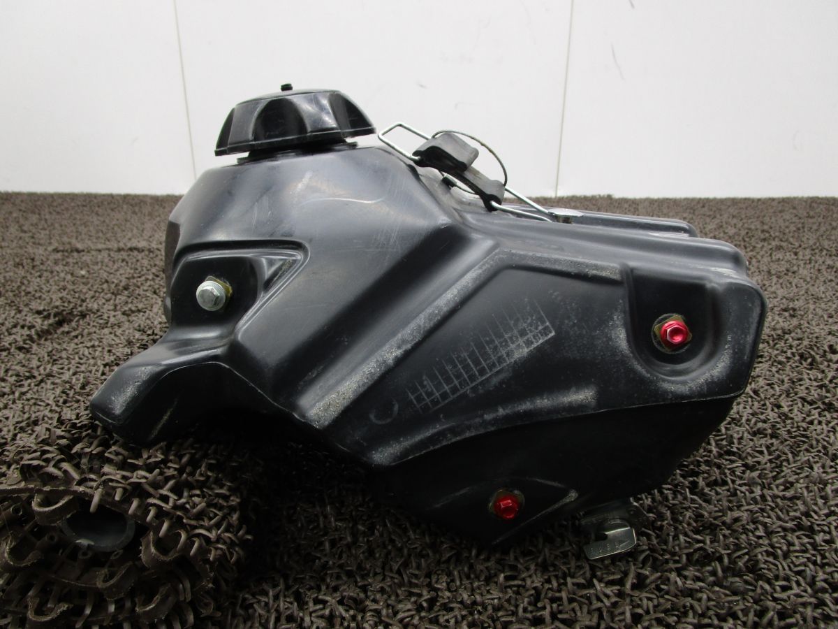 CRF150R2 ガソリンタンク フューエルコック A7359 タンクキャップ KE03 ホンダ KE03E キャブ車 動画有