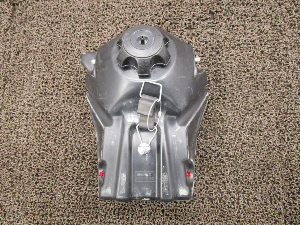 CRF150R2 ガソリンタンク フューエルコック A7359 タンクキャップ KE03 ホンダ KE03E キャブ車 動画有 BRIGHTFACE_UK