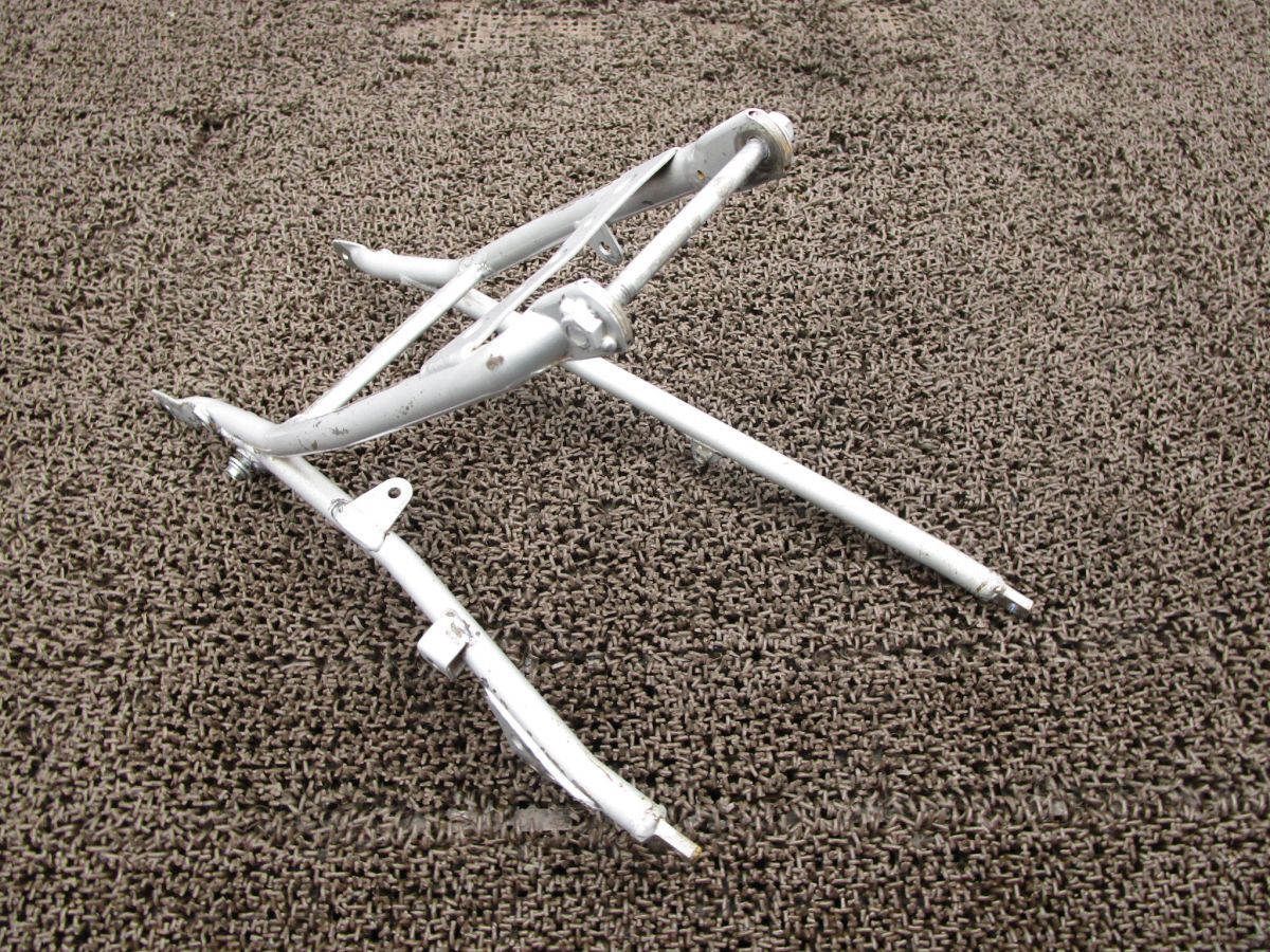 CRF150R2 シートレール □A7355 KE03 ホンダ KE03E キャブ車 動画有