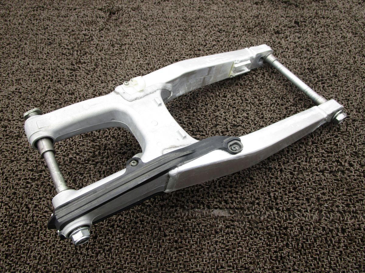 CRF150R2 スイングアーム リンク 16インチ □A7350 リアアクスルシャフト KE03 ホンダ KE03E キャブ車 動画有