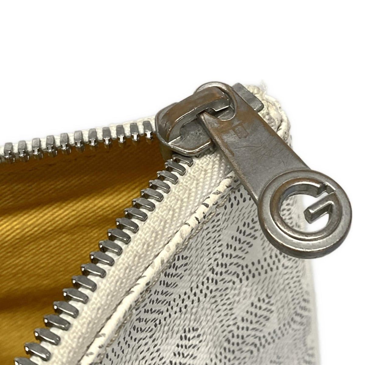 人気アイテムが再入荷！ GOYARD ゴヤール クラッチバッグ セナ GM 白