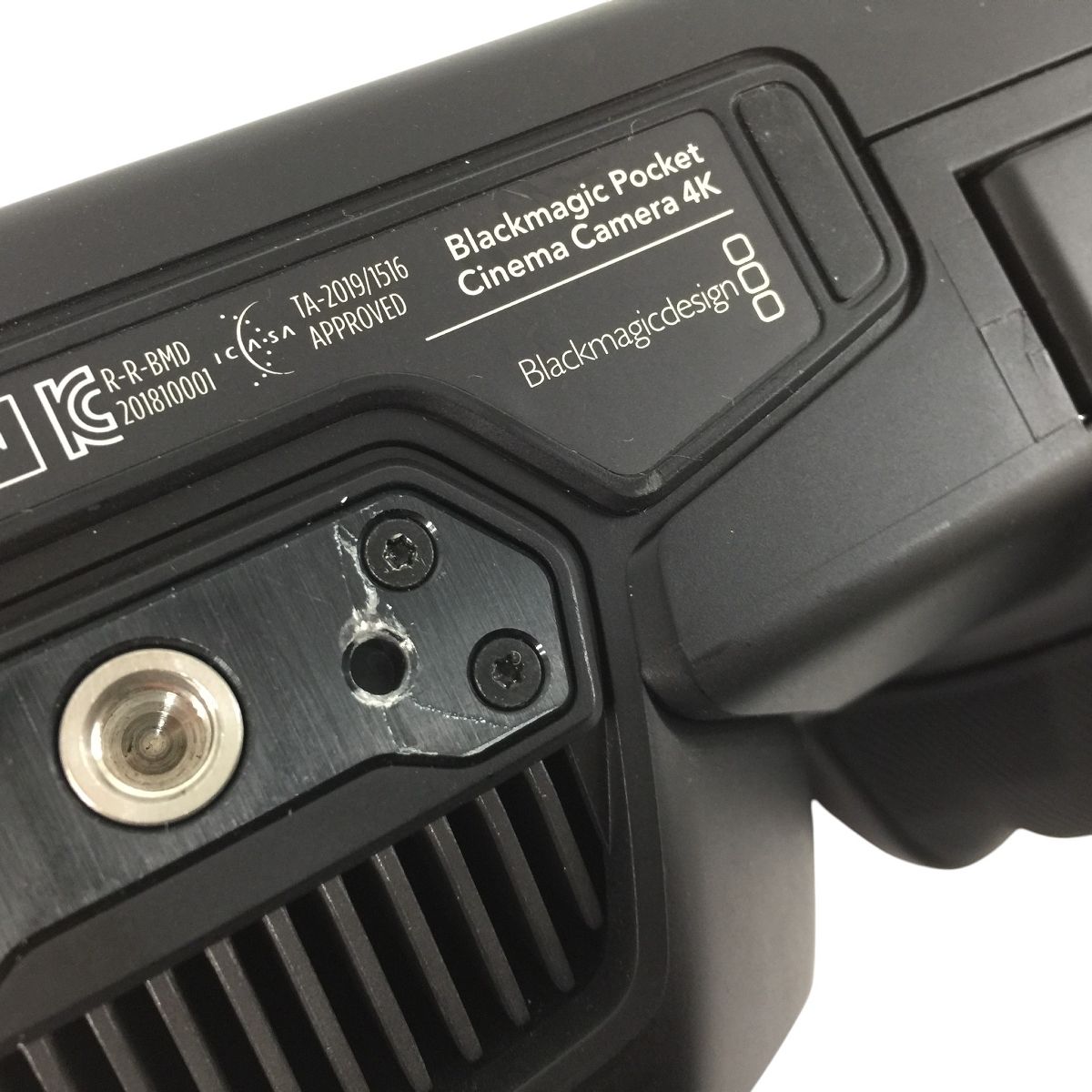 大人気 Blackmagic Design Pocket Cinema Camera ブラックマジックデザイン シネマ カメラ ジャンク N10530056 貢献