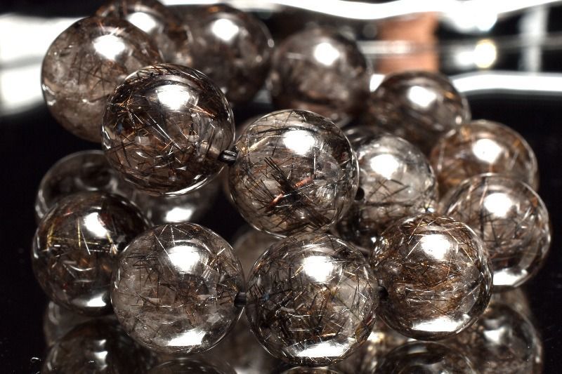 １点物 濃密内包