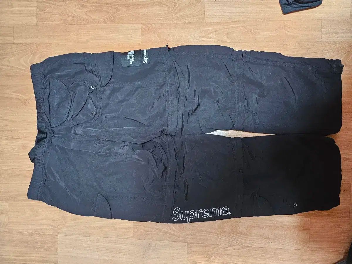 L シュプリーム x THE NORTH FACE ザノースフェイス トレッキング ジップ OFF ベルト パンツ ブラック - 22 SS