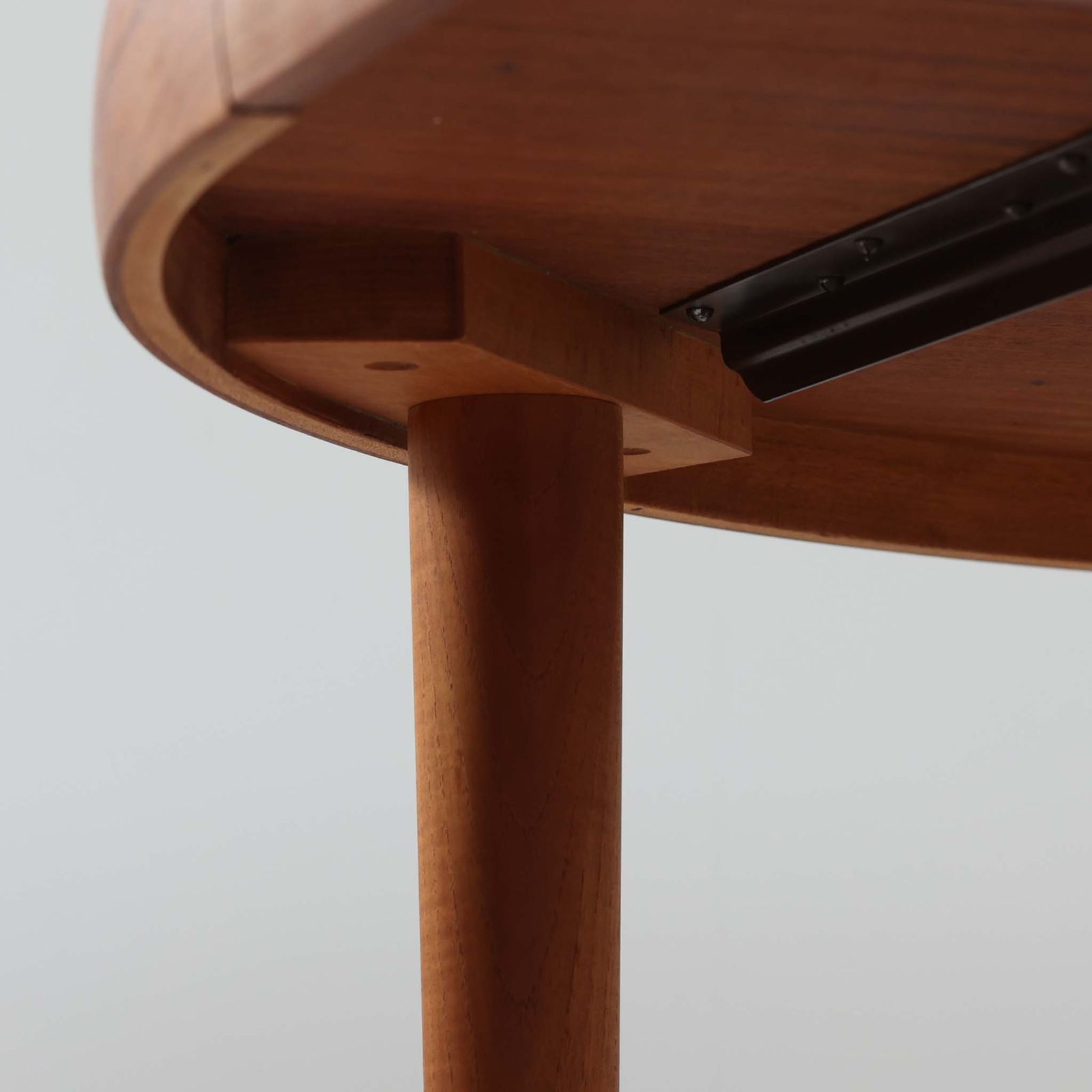 円形エクステンションダイニングテーブル チーク