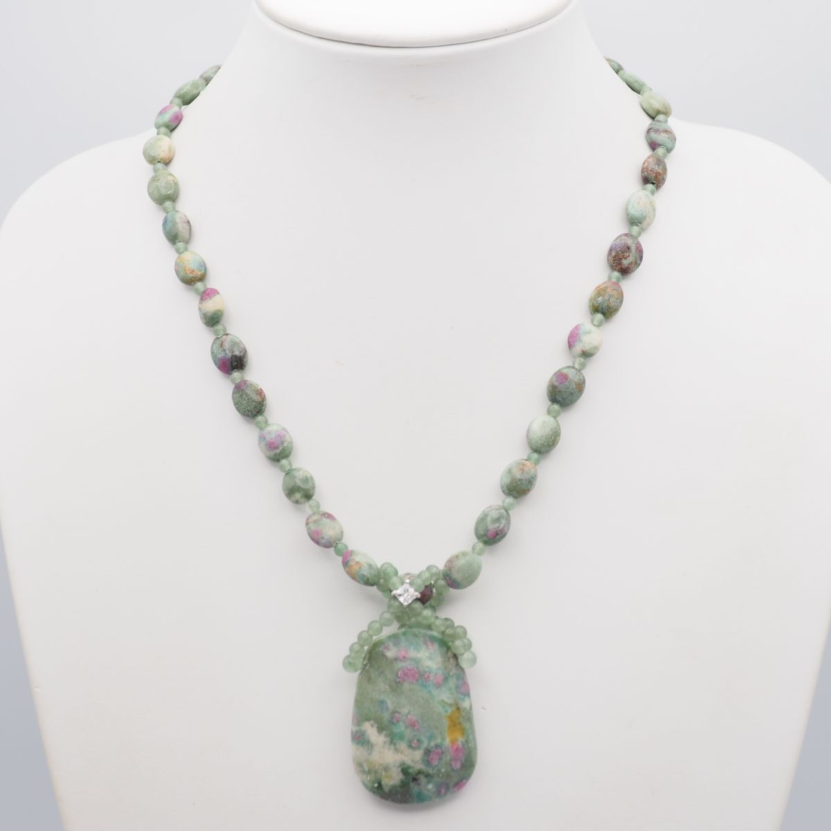 H227 ルビーインゾイサイト ダイヤモンド風 ペンダント ネックレス 大ぶり デザイン シルバー