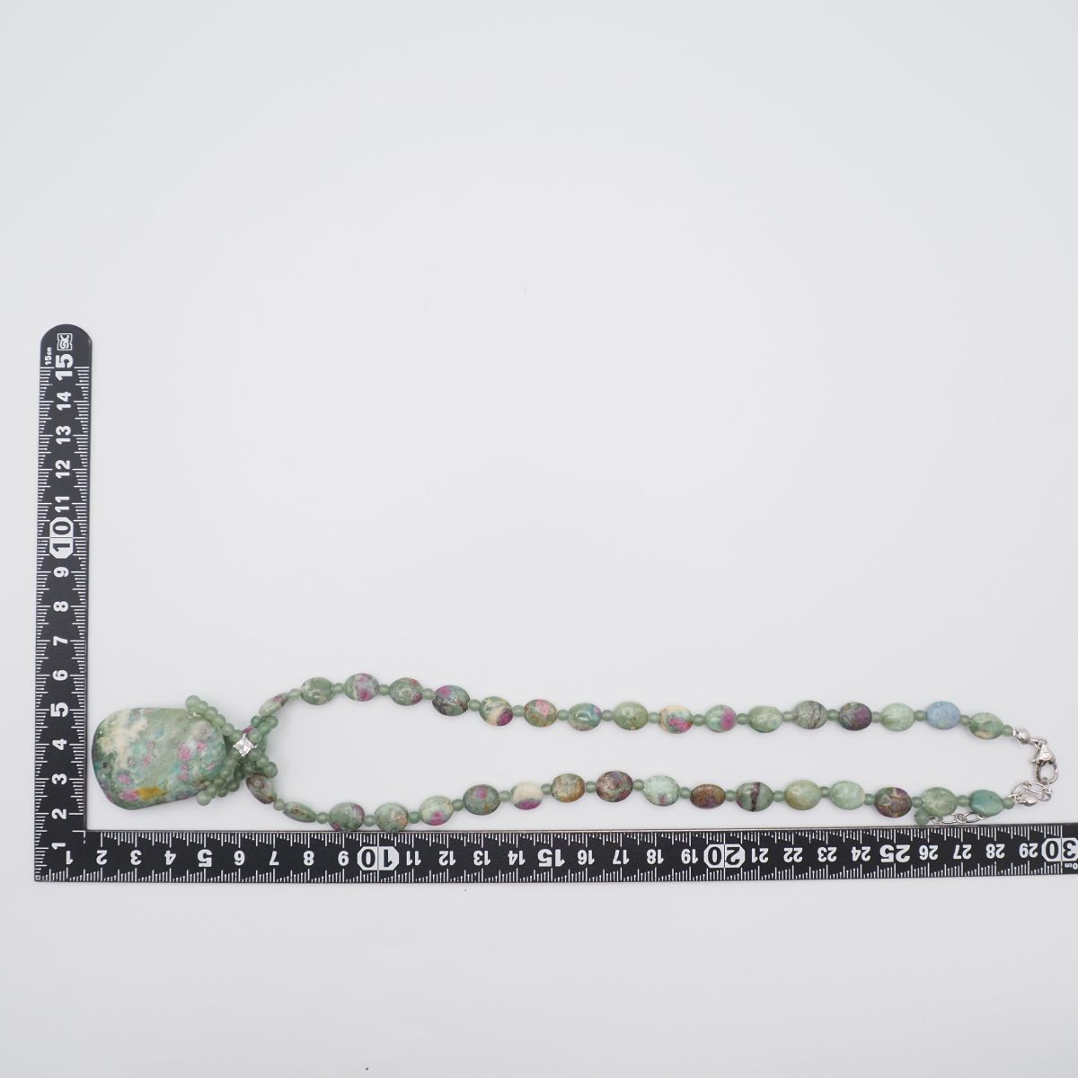 H227 ルビーインゾイサイト