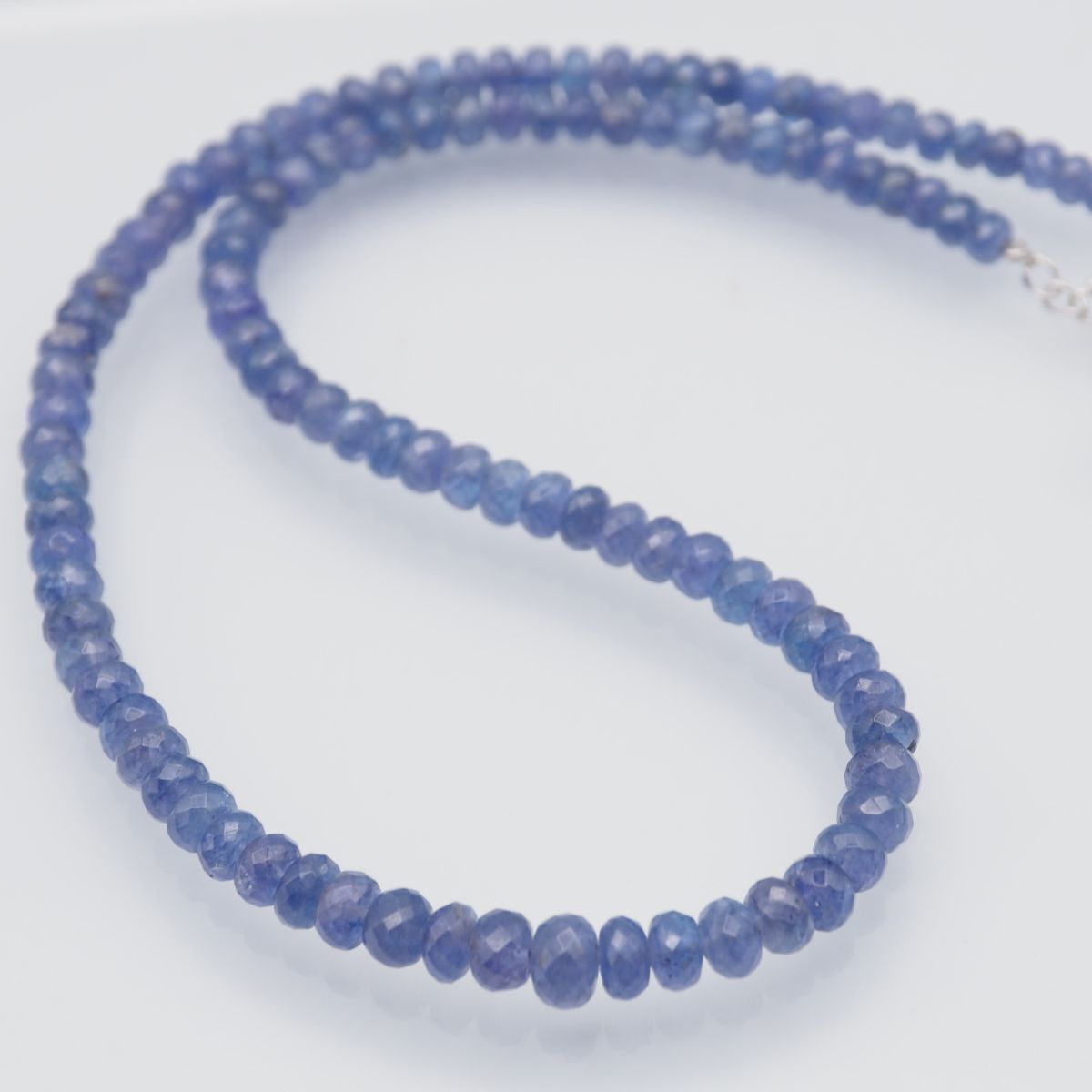 アイオライト ネックレス