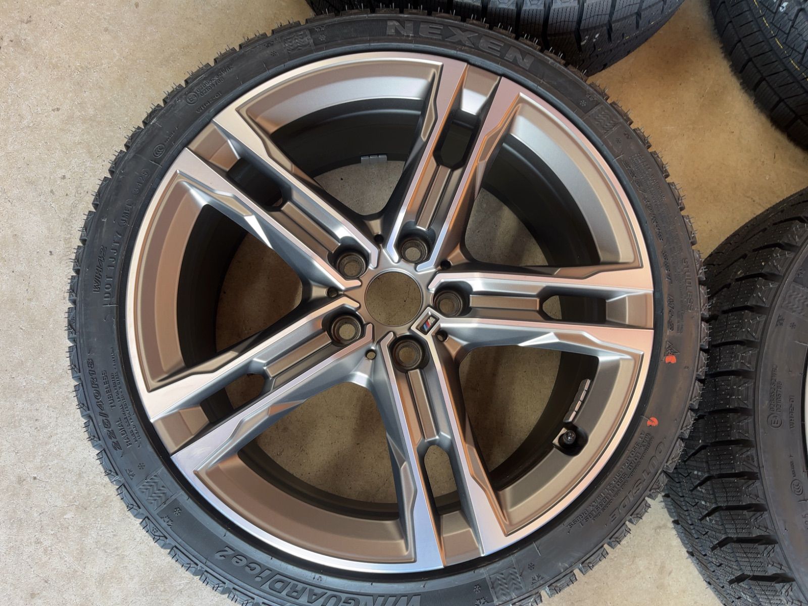 BMW F40 F44 135 235 ネクセン 冬タイヤ 製 18インチ 4本セット FFCRYSTALESIA_COM