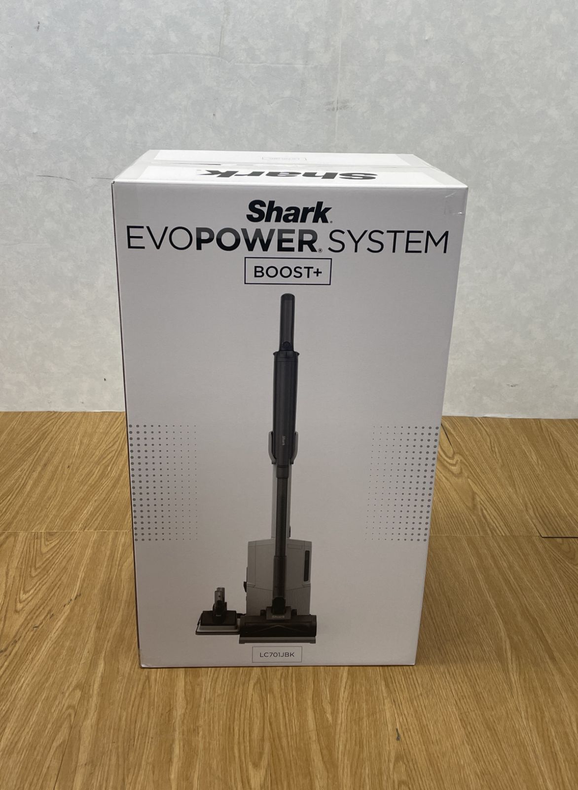 Y 681 Shark EVOPOWER SYSTEM BOOST コードレス掃除機 LC701JBK 未開封品 発売日 9月1日