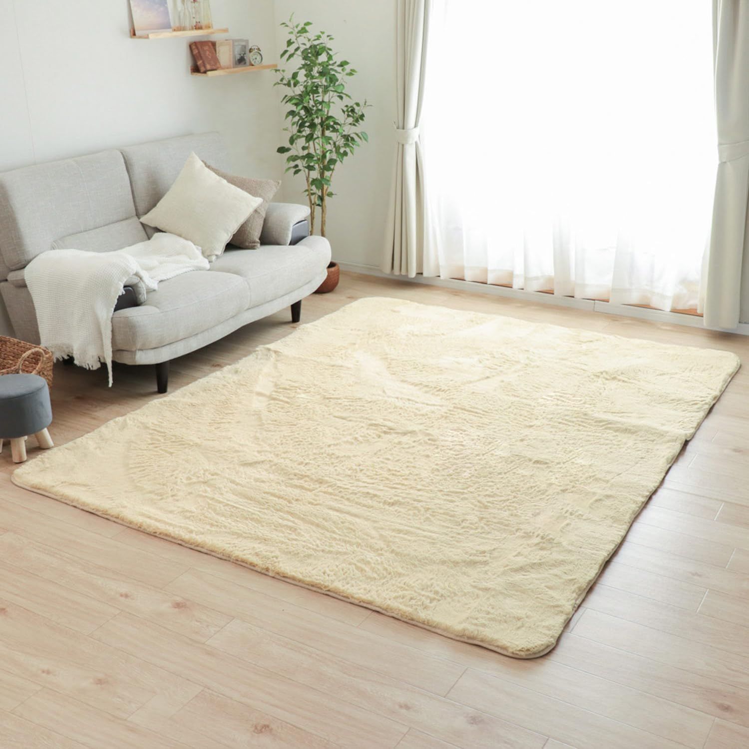 低価，得価 フリーリー シャギーラグ ラグ カーペット 200×200cm 約2畳 防ダニ 抗菌 防臭 厚手 滑り止め付 ホットカーペット対応 絨毯 無地・ベージュ ラグ・カーペット