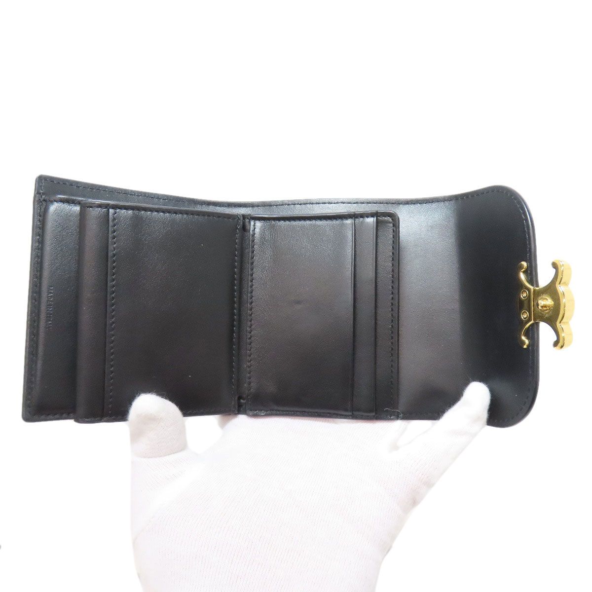 トリオンフ フラップ