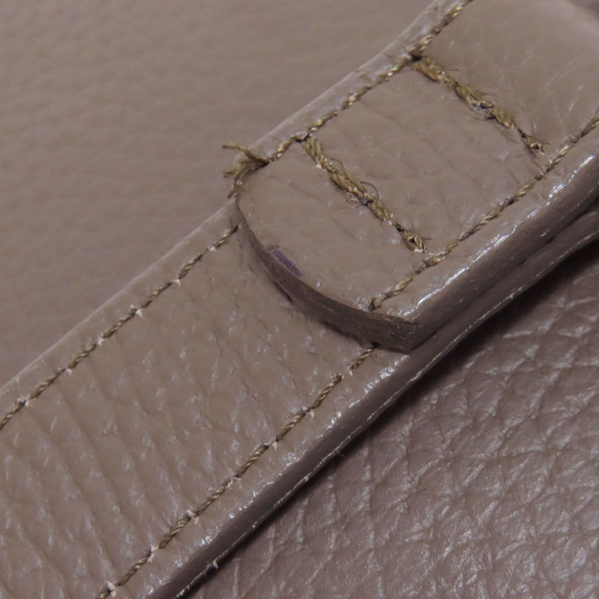 エーディーエムジェイ