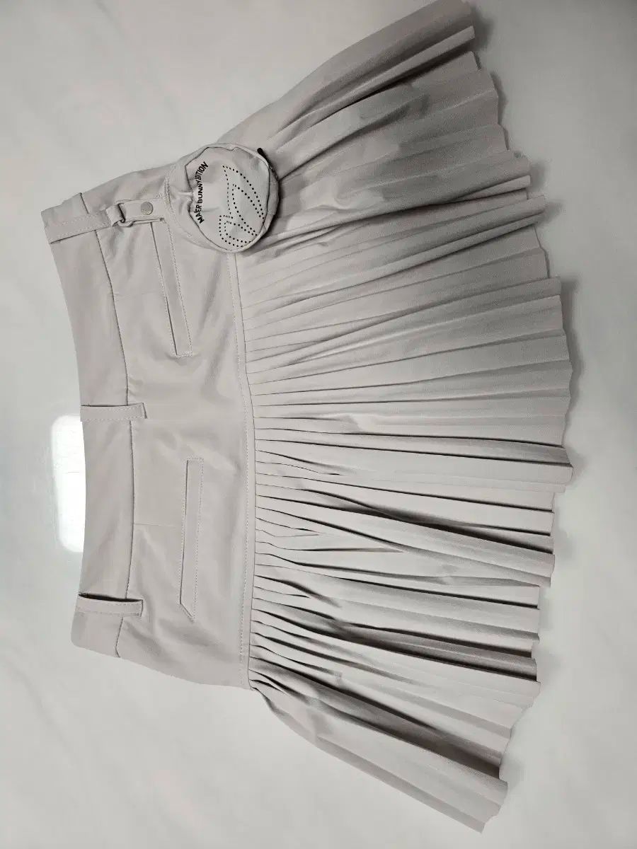 プリーツ ゴルフ