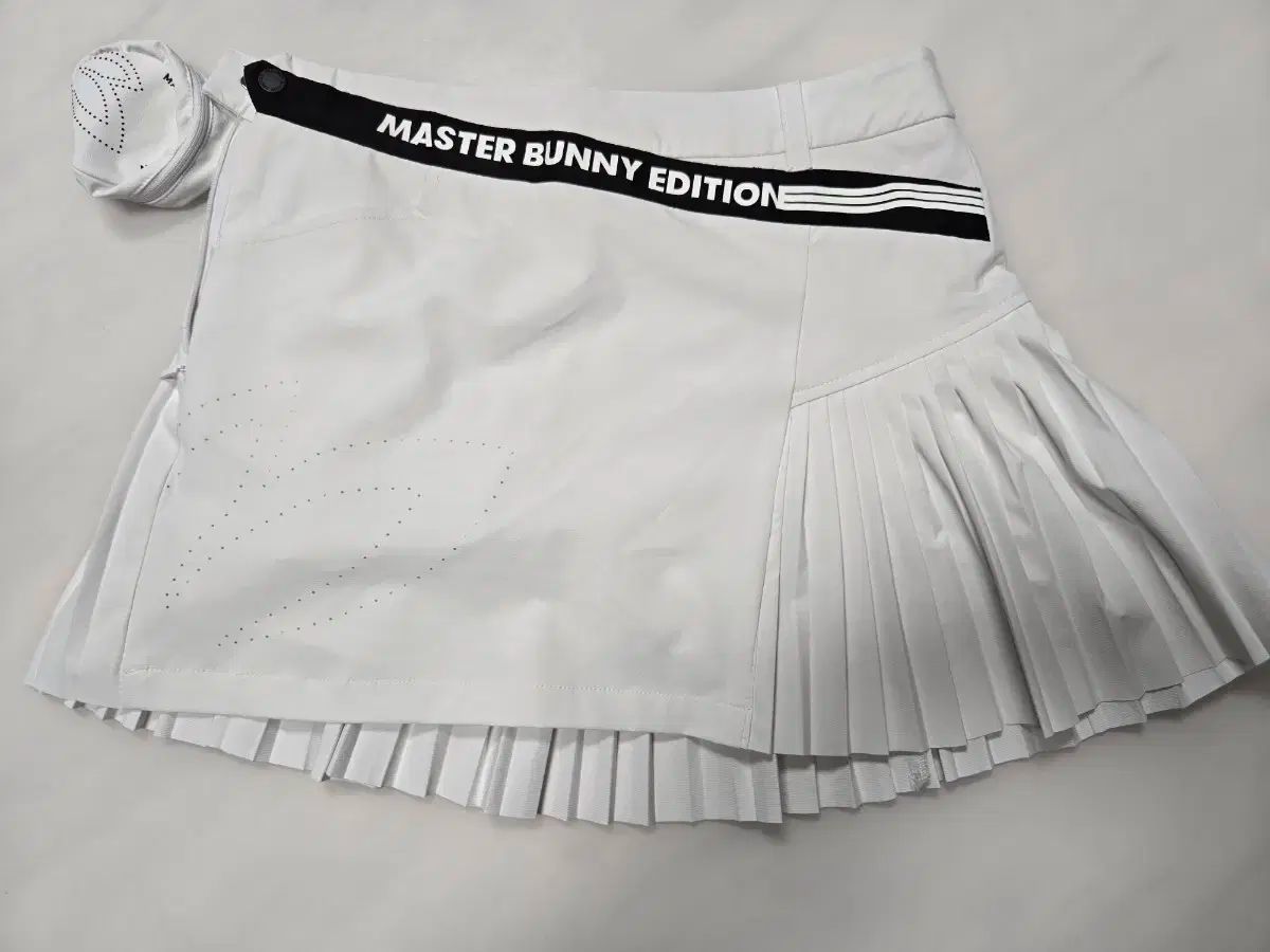 マスターバニーエディション プリーツ ゴルフ スカート