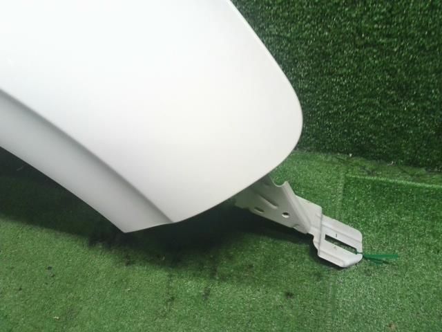 個人宅不可 離島不可 プジョー 208 ABA-A9HN01 運転席側 右フロントフェンダー 個人宅配送不可 営業所止め不可 自社品番250503