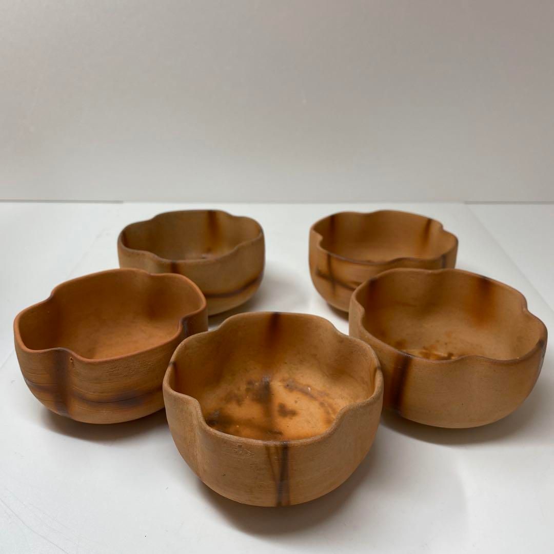 備前　木村友敬作　ひだすき向付5客　共箱　幅約9.5㎝　東Y7-0115③タニオ 備前 木村友敬作 ひだすき向付5客 共箱 幅約9.5㎝ 東Y7-0115③タニオ