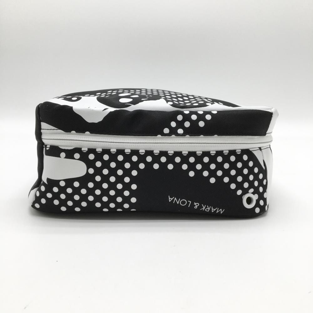 ショップ 【美品】マークアンドロナ シューズケース 黒×白 総柄 スカル