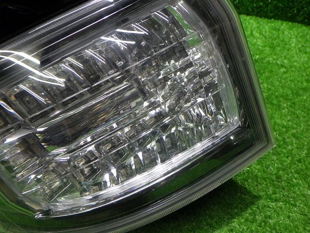 20 ヴェルファイア 左テール ANH GGH 20|25 58-29 9 カラー202 トヨタ LED玉切れ無し 251025016