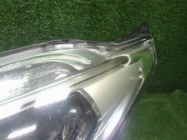 個人宅不可 離島不可 プジョー 208 ABA-A9HN01 左ヘッドランプ 助手席側ヘッドライト 自社品番250503