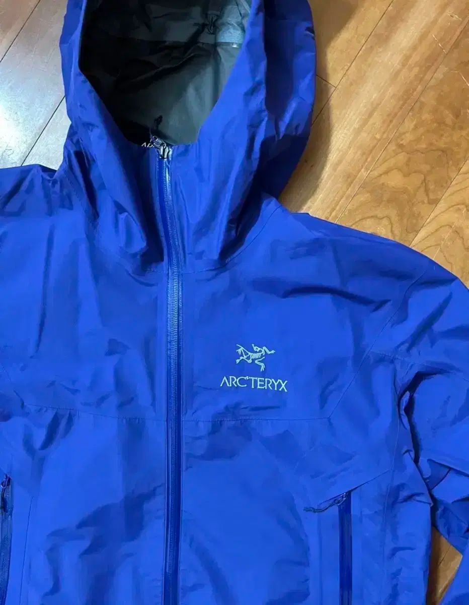 M ARC TERYX ベータSL スクイッドインク