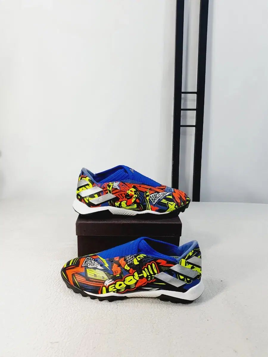 アディダス サッカーシューズ ネメシス メッシ 19 3 TF サッカーシューズ