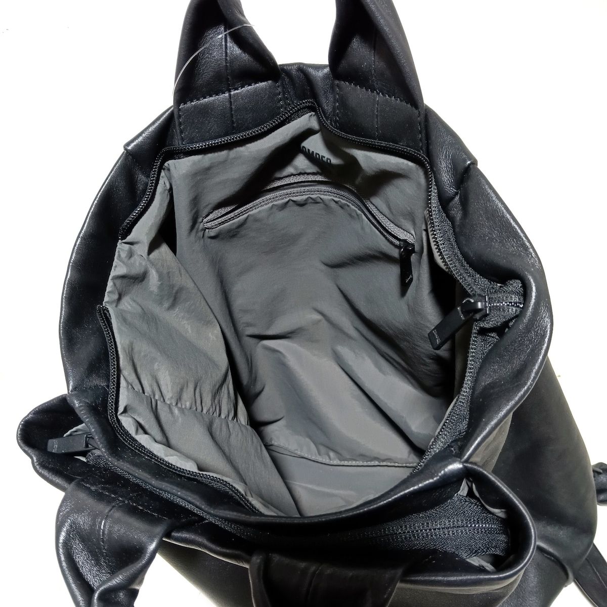 CAMPER カンペール