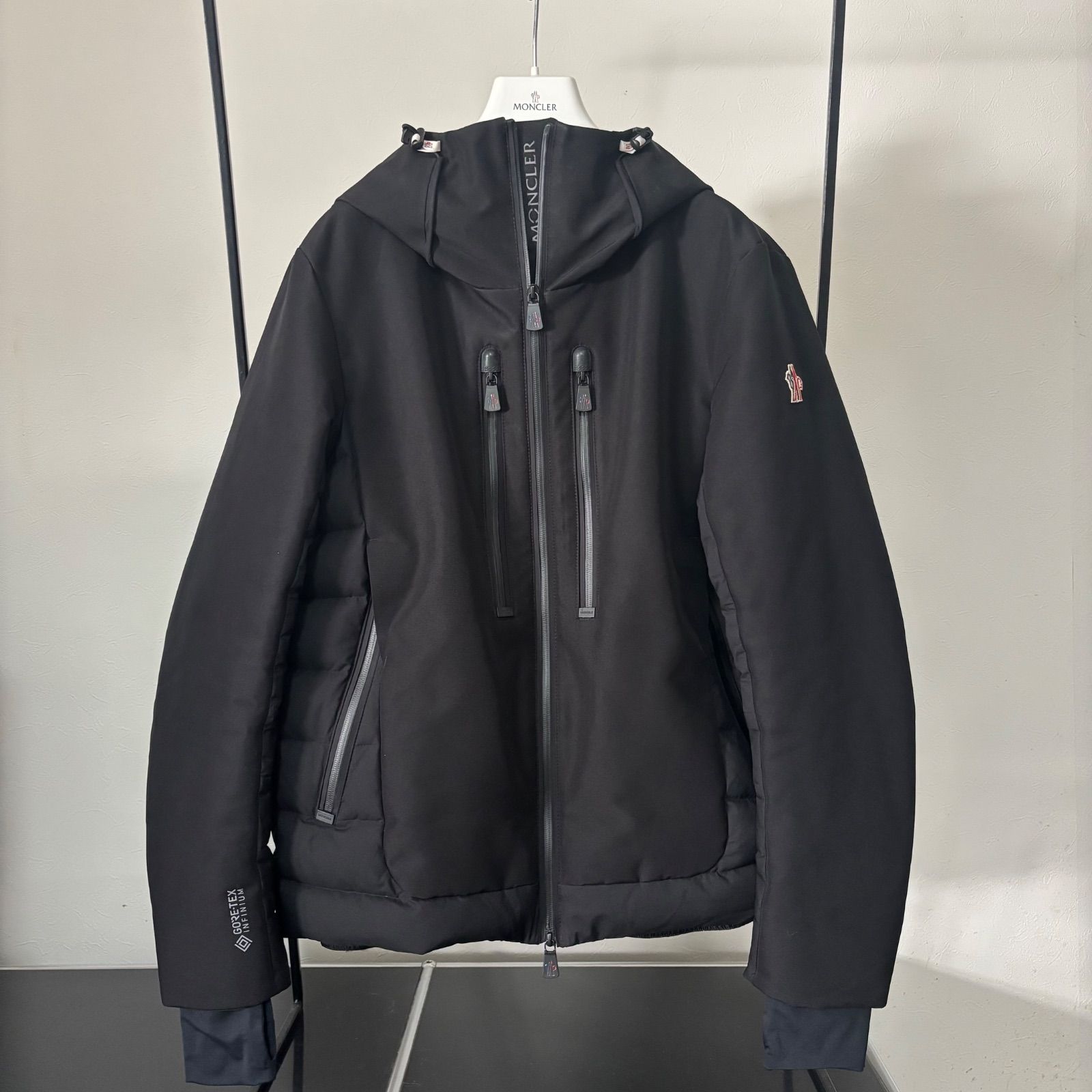 モンクレールグルノーブル☆BESSANS☆サイズ3☆ブラック☆国内正規品 