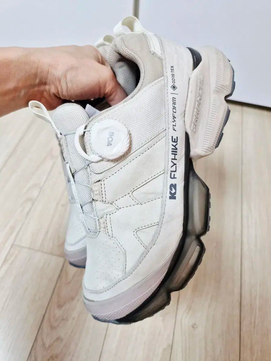 ゴアテックス 登山靴