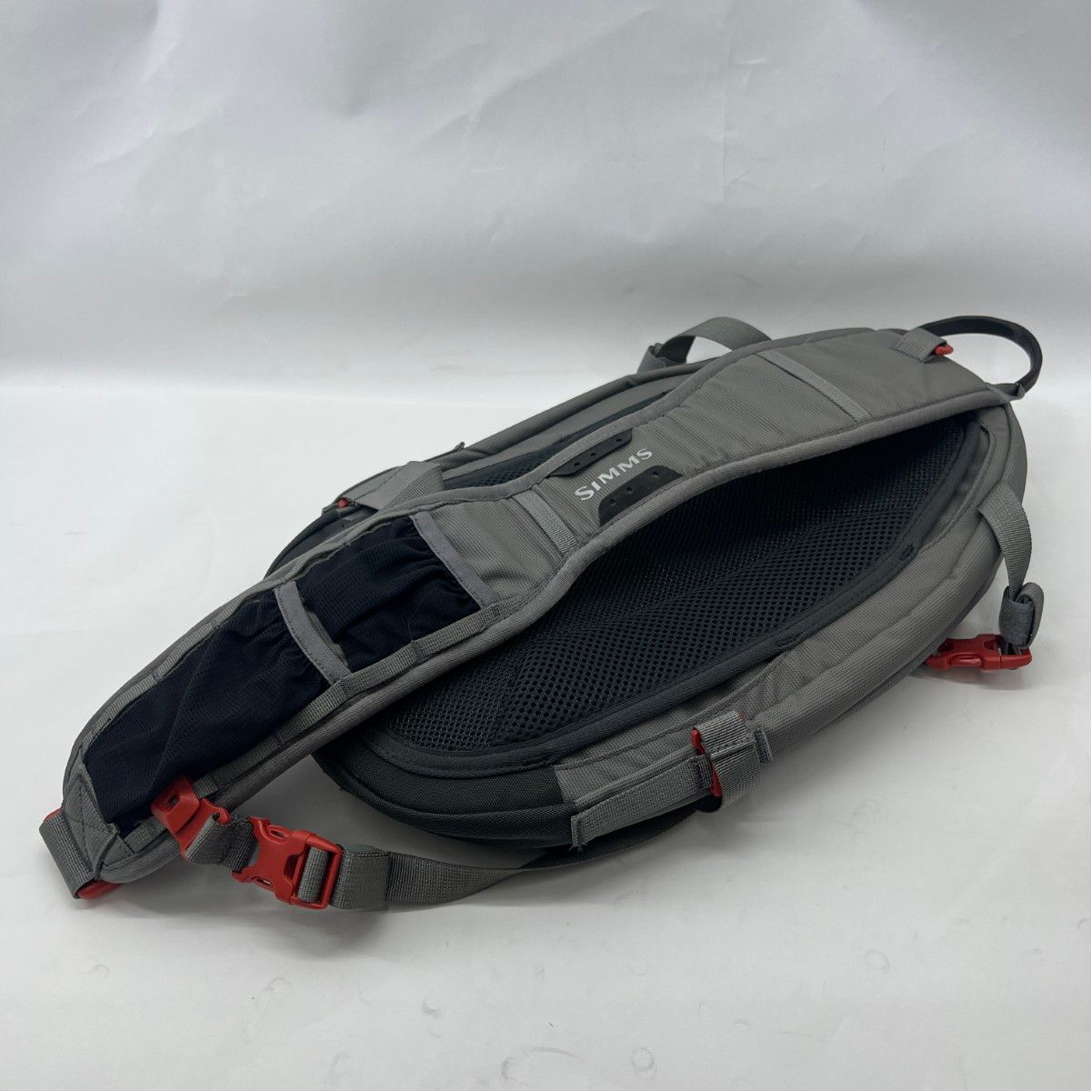 〇〇SIMMS FSアンビデクストラス タクティカルスリングパック フィッシングバッグ