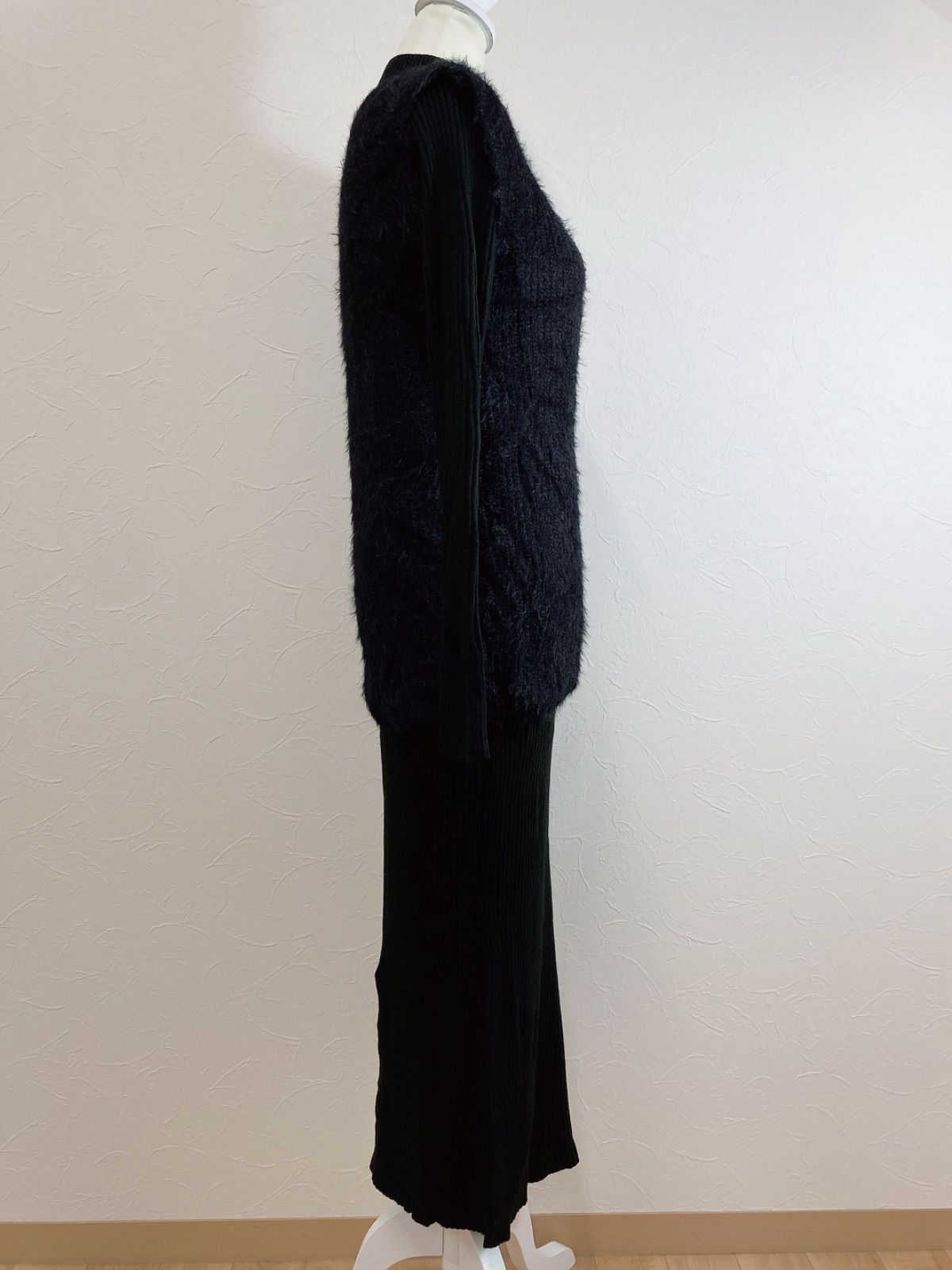 LARUTA リブニットワンピース×フェザーベストセット ハイネック ニットワンピース タイトワンピース ロング丈 フェザーベスト ブラック 秋冬 Vネックベスト M