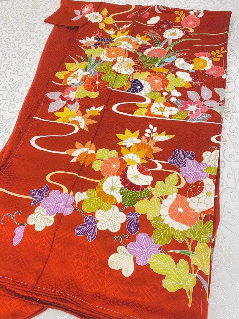 千總謹製 振袖 仮絵羽 未仕立て品 刺繍 金駒 金彩 紋意匠 正絹 八掛 