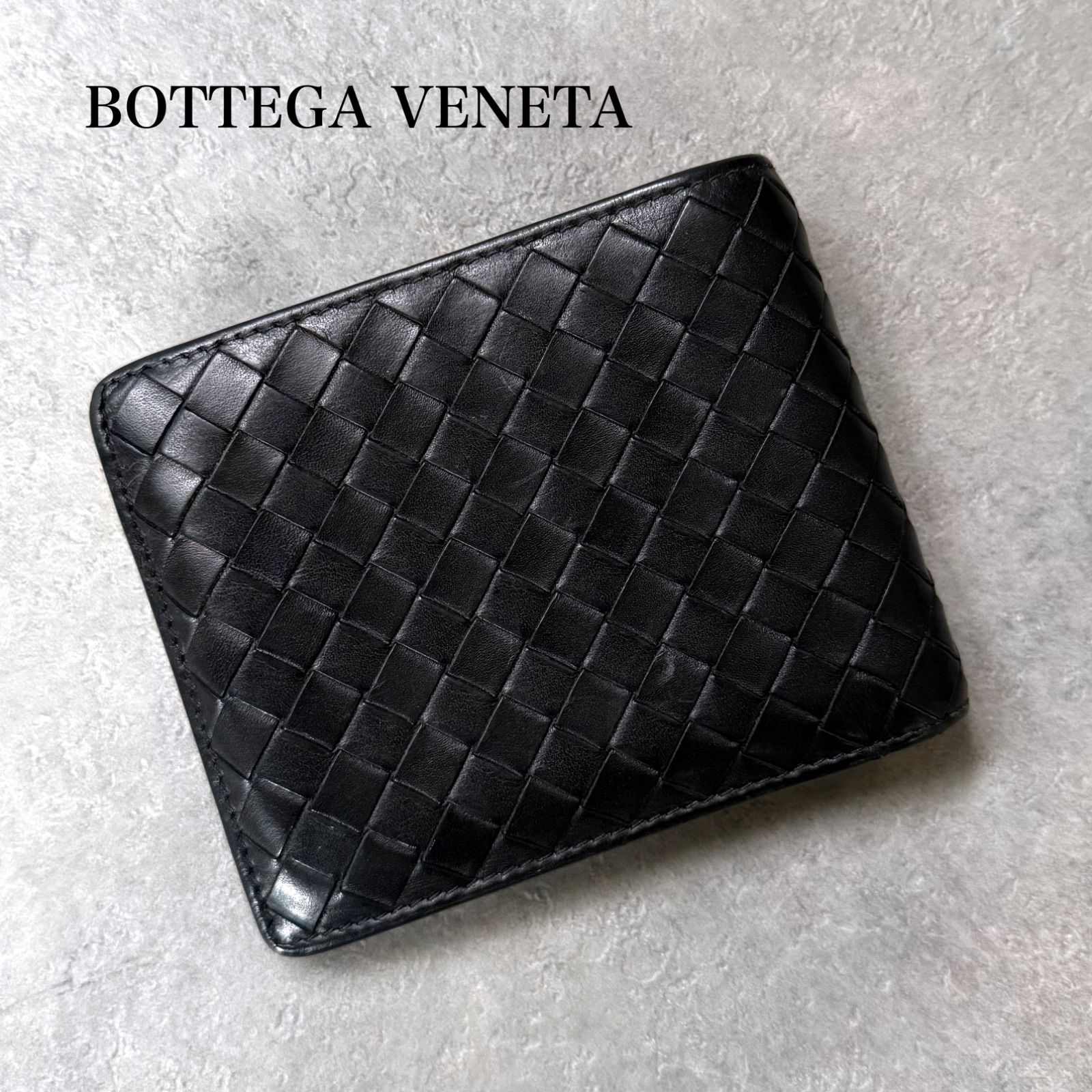 BOTTEGA VENETA ボッテガヴェネタ イントレチャート 二つ折り財布 札入れ ブラック 黒 カーフレザー メンズ レディース 2つ折り財布