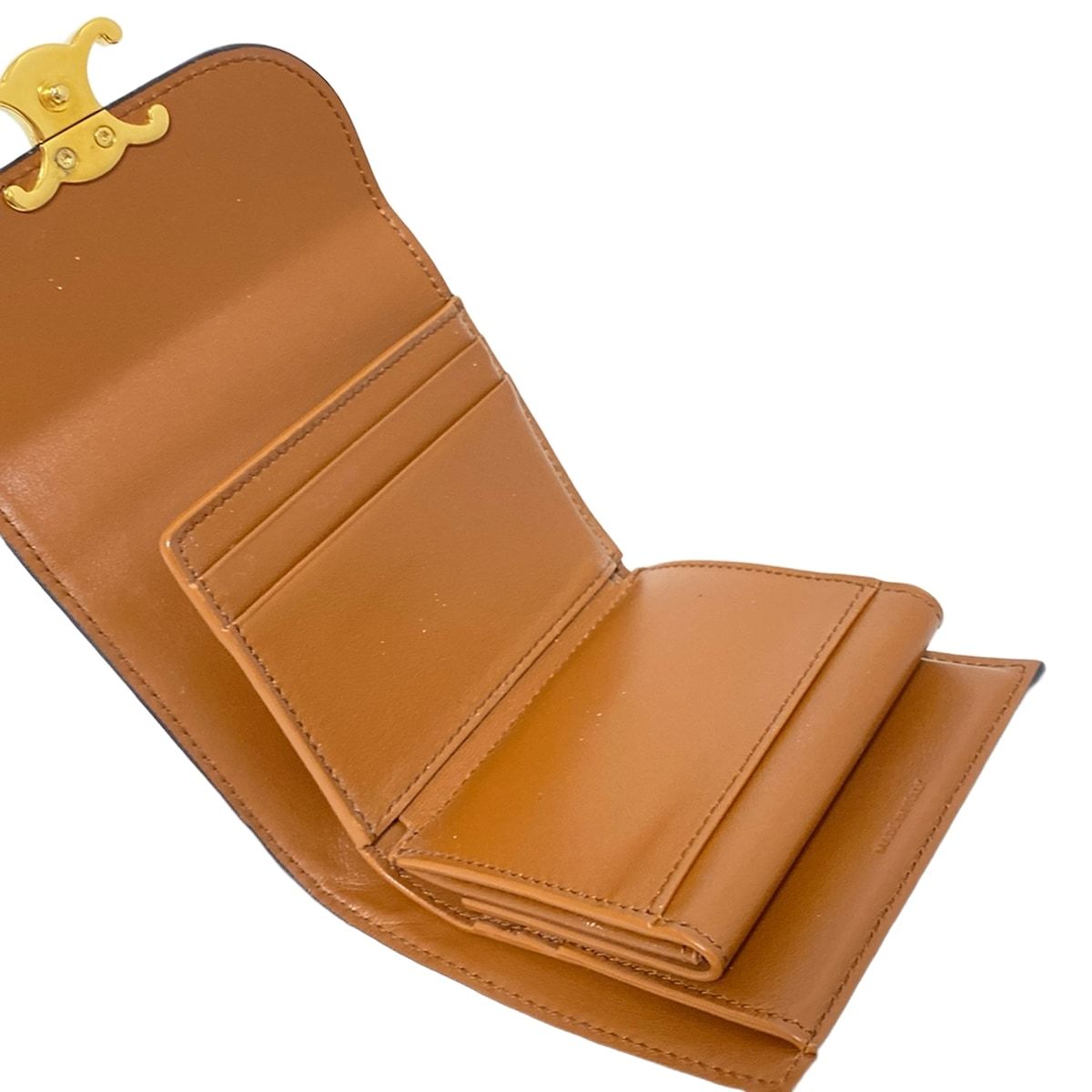 CELINE トリオンフ コンパクトウォレット 三つ折り財布 ブラウン CELINE トリオンフ 三つ折り財布 ブラウン