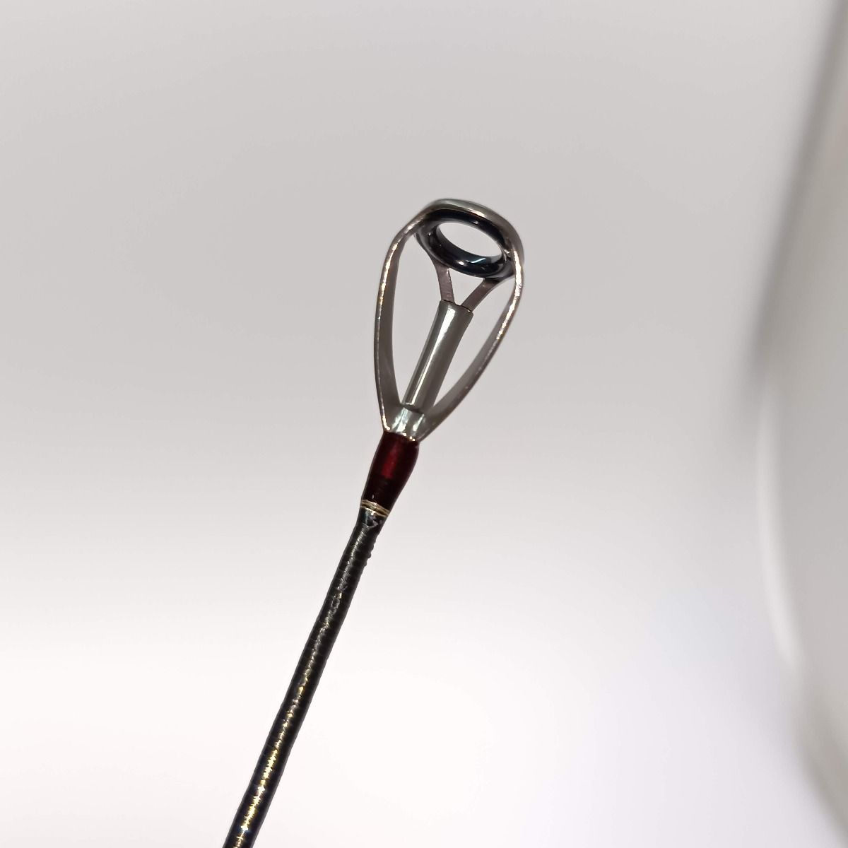  SHIMANO シマノ 18 ワールドシャウラ 2832 RS 2 39244 ルアーロッド ロッド