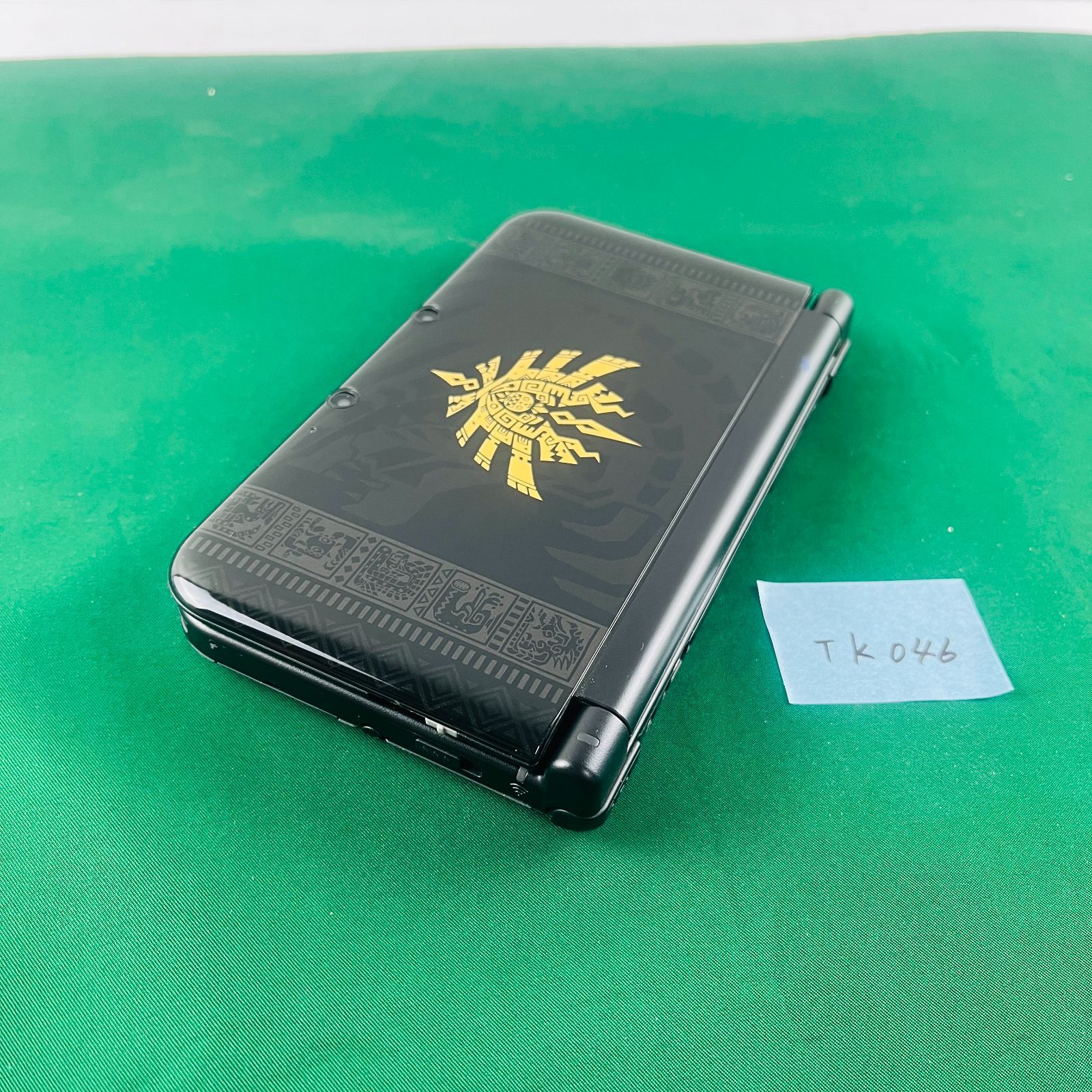 ニンテンドー3DS LL  モンハン4付き Amazon | モンスターハンター4 スペシャルパック (ゴア・マガラ