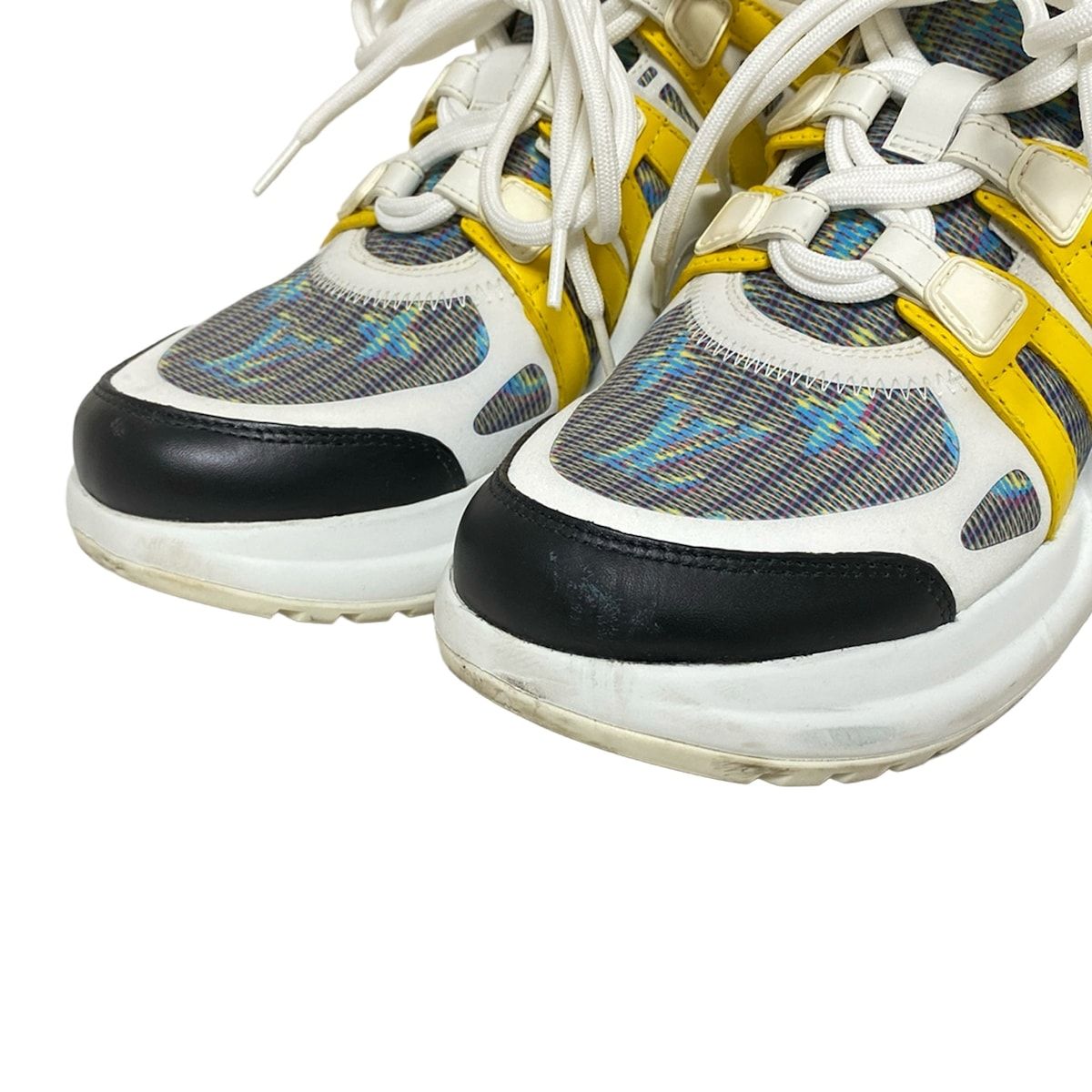 アークライトスニーカー