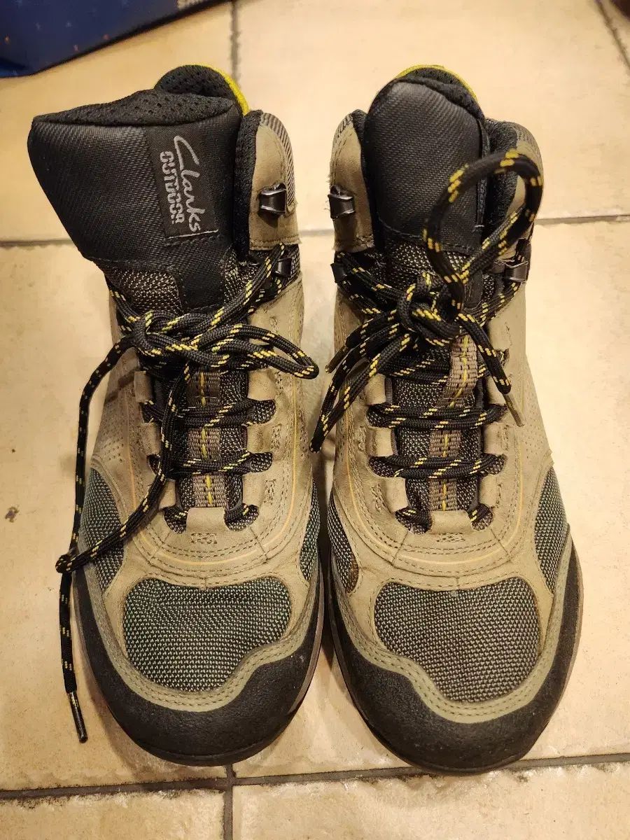 クラークス GORE-TEX ゴアテックス 登山靴